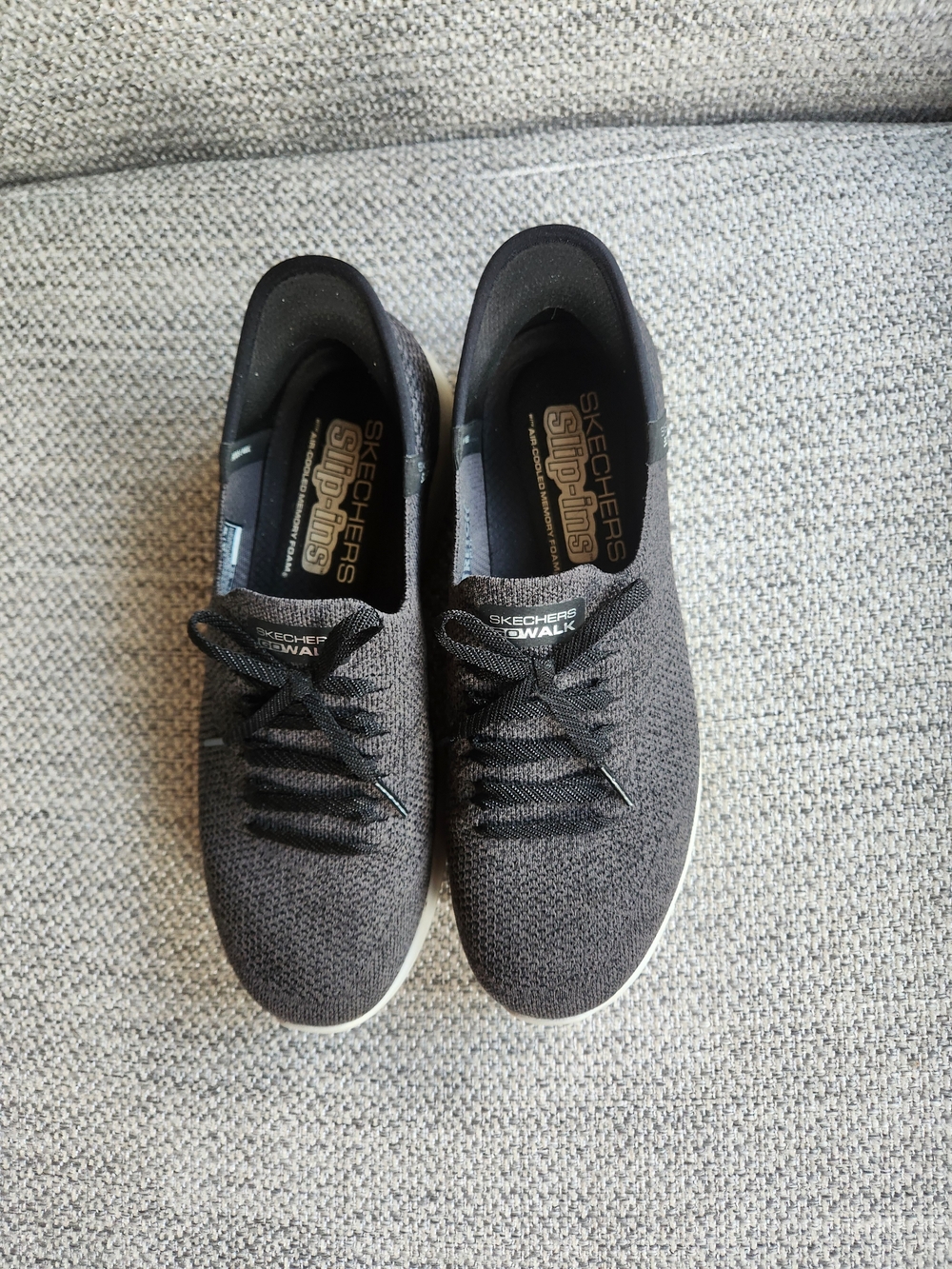 Skechers GOwalk Womens Black Knit Slip-On Sneakers Size 9